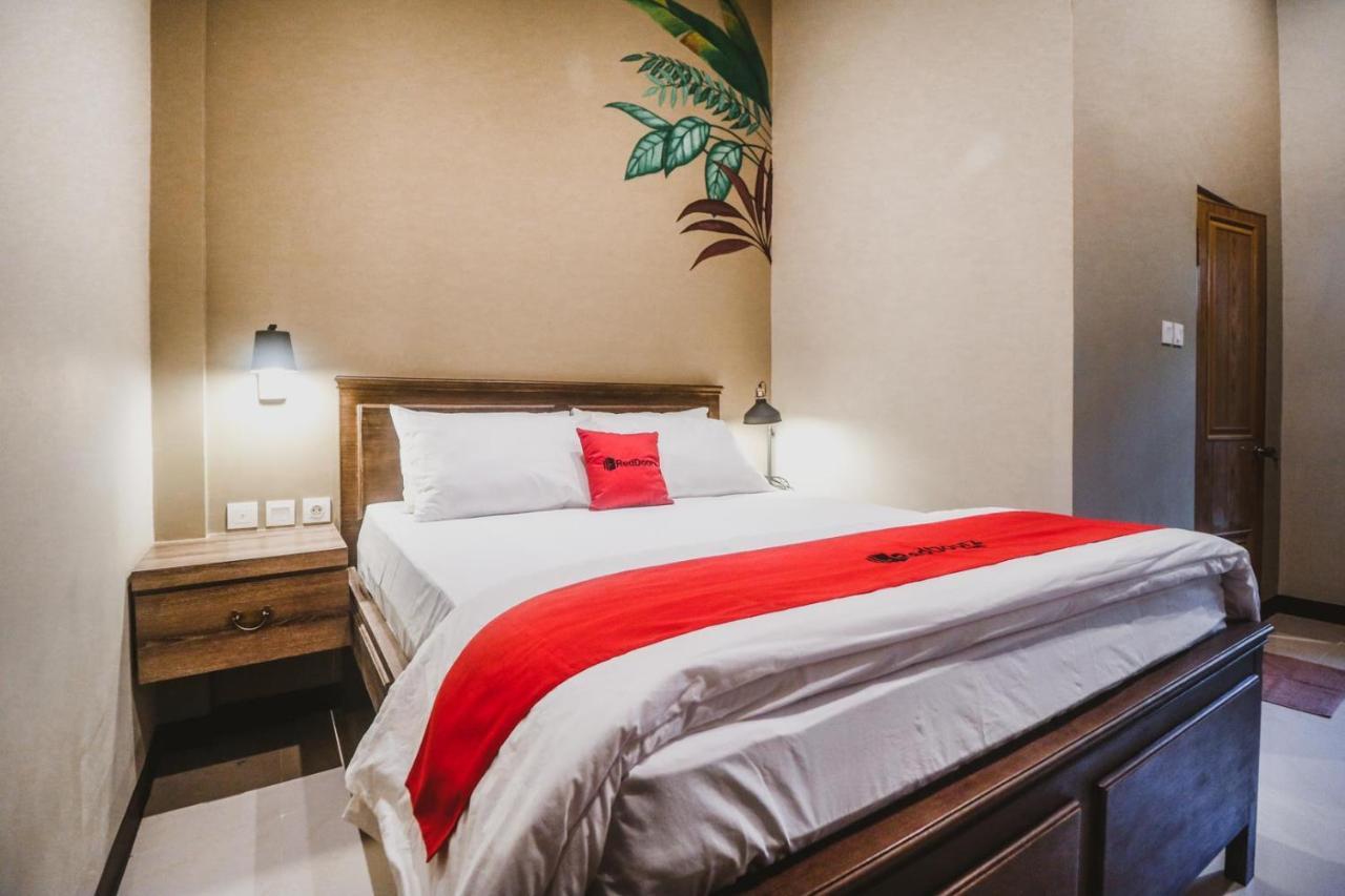 Reddoorz Plus Near Mall Slipi Jaya Yakarta Exterior foto
